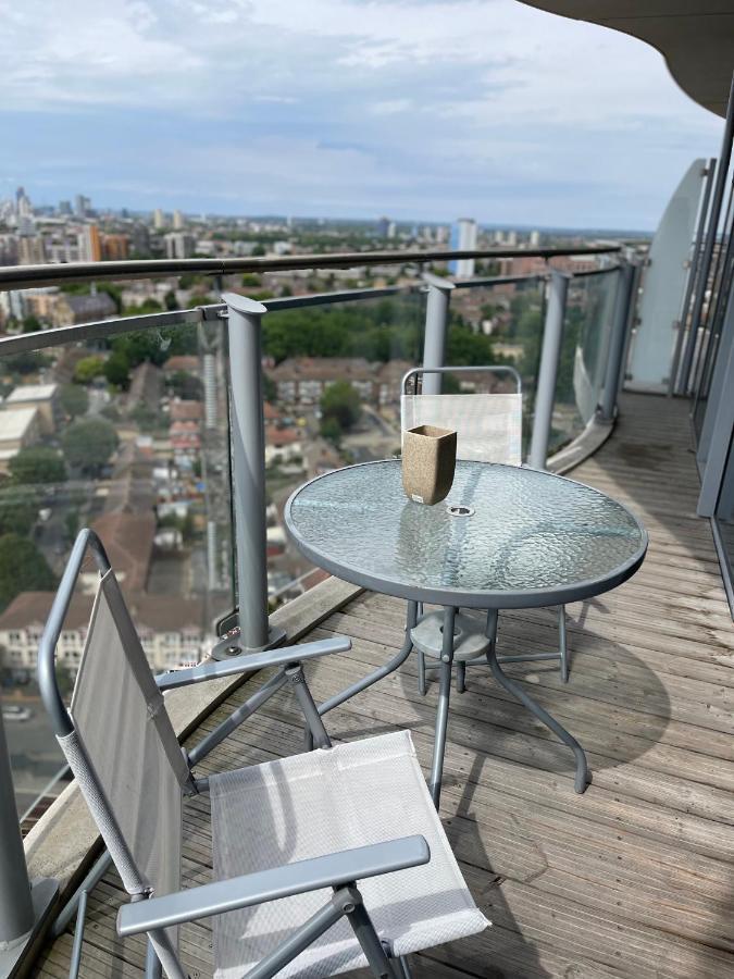 Off 12 Apartamento Londres Exterior foto
